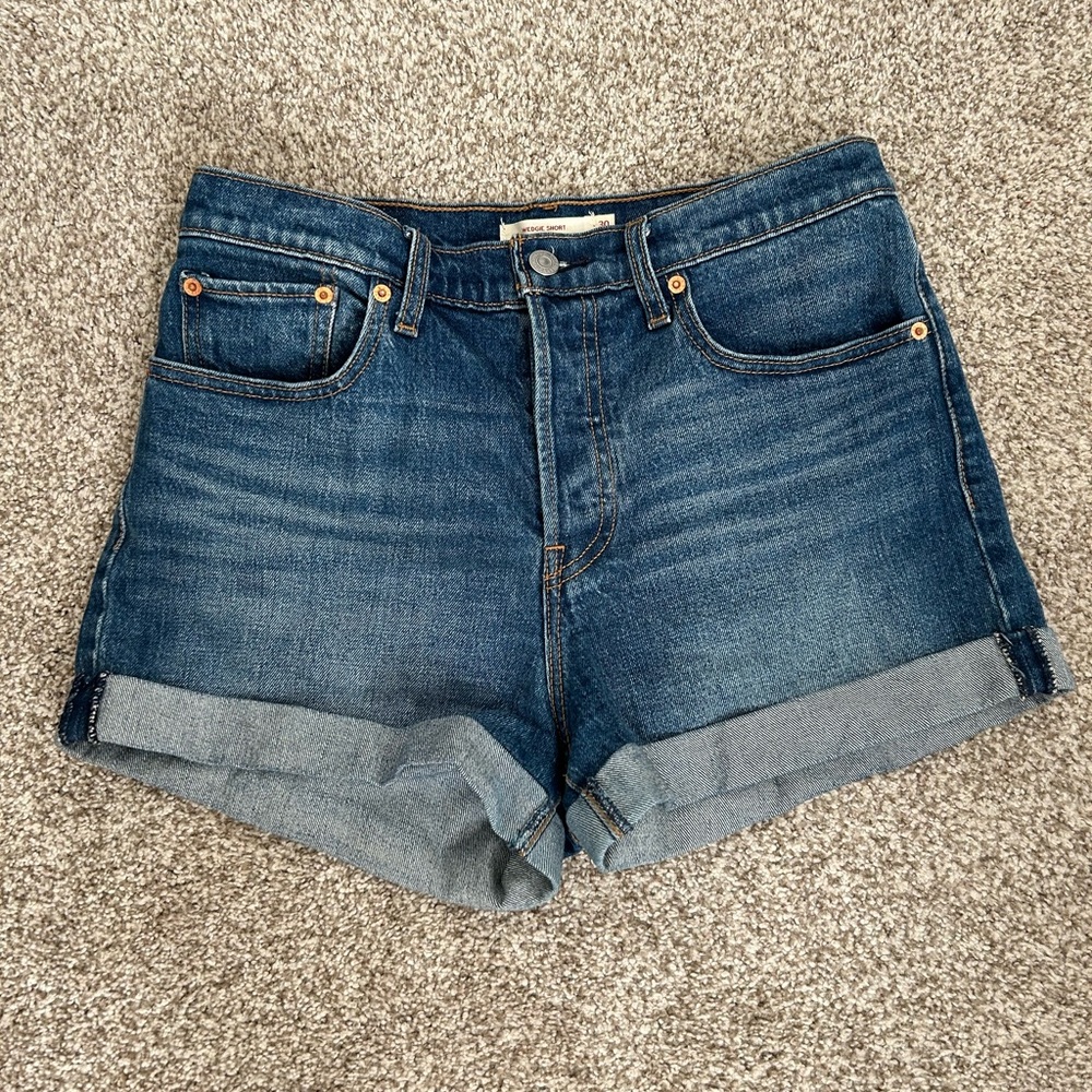 Levi Wedgie Shorts